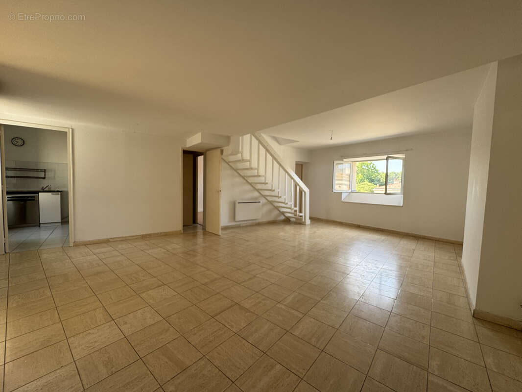 Appartement à NIMES