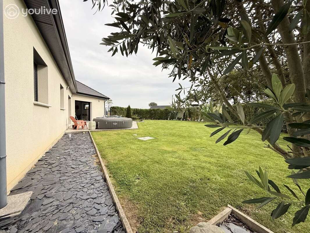 Maison à THIERGEVILLE