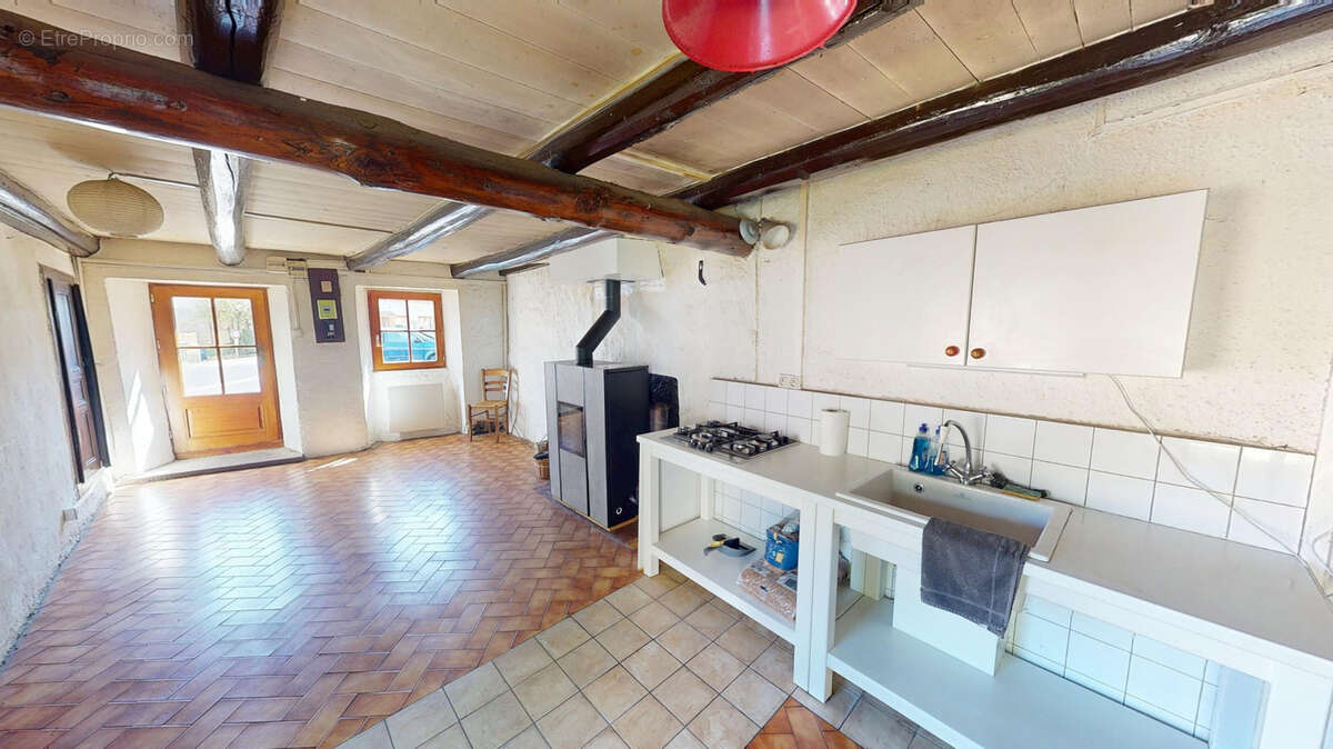 Maison à TIRANGES