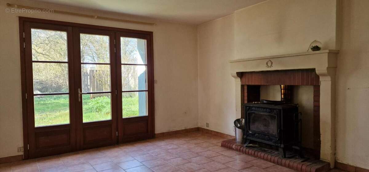 Maison à LEZAY