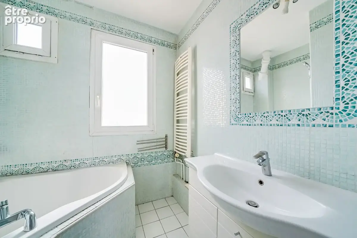 Paris 14ème-Rue Daguerre-76 m2 de charme avec ascenseur,parquet  et cour arborée - photo 11