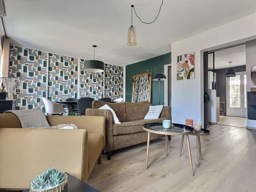 Appartement à SALON-DE-PROVENCE