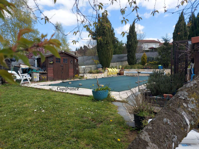 Maison à SAINT-MARTIN-LA-PLAINE