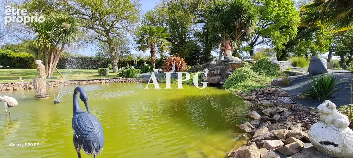 LANVOLLON, à 15 kms de la mer, Belle propriété à vendre,  piscine, 1.1 ha de terrain - photo 10