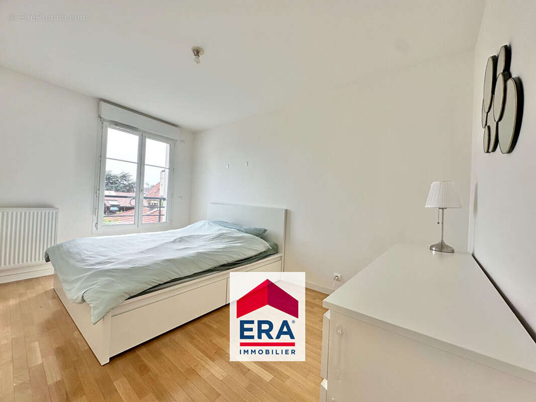 Appartement à SARTROUVILLE