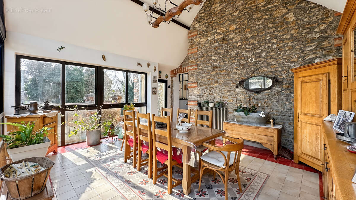 Maison à CORBEIL-ESSONNES