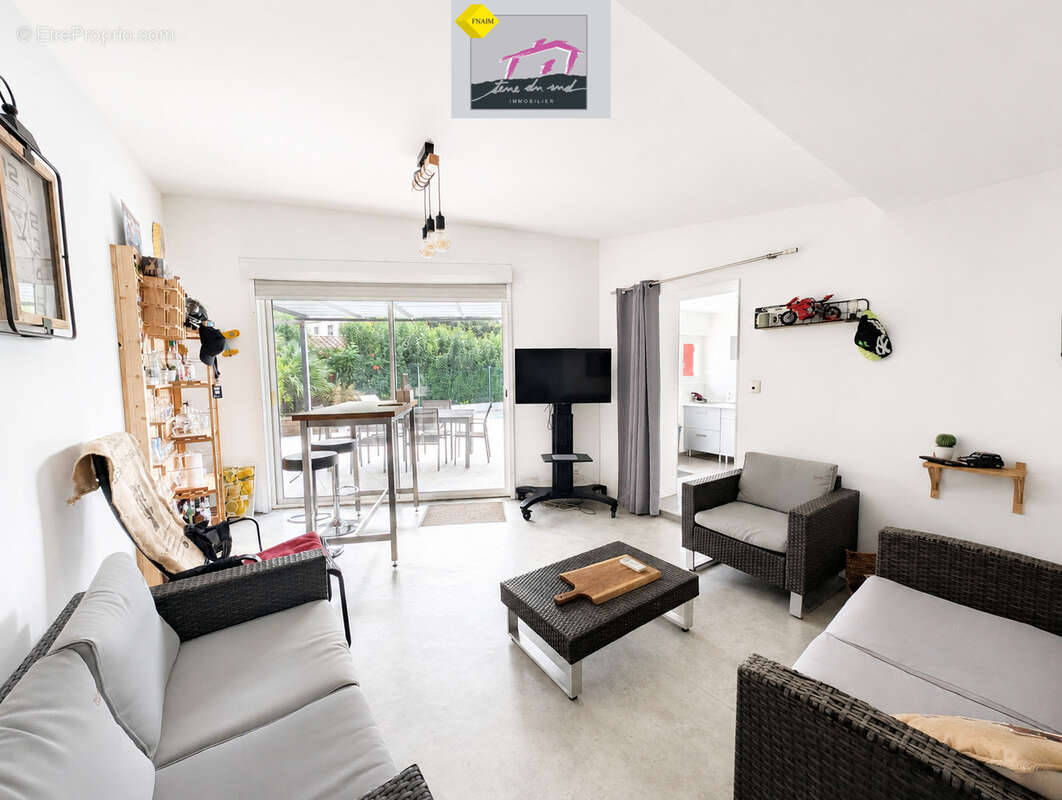Maison T4 avec piscine et garage - photo 6