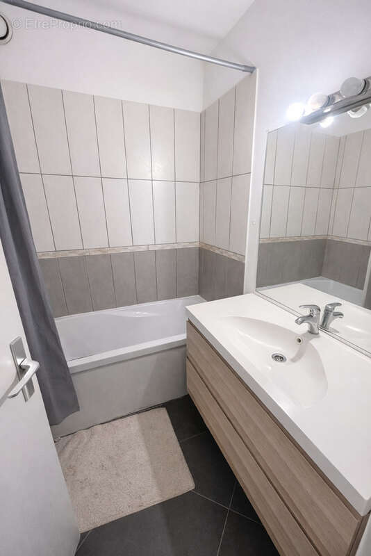 Appartement à GRIGNY