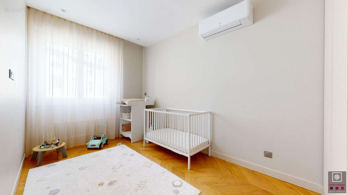 Appartement à LYON-6E