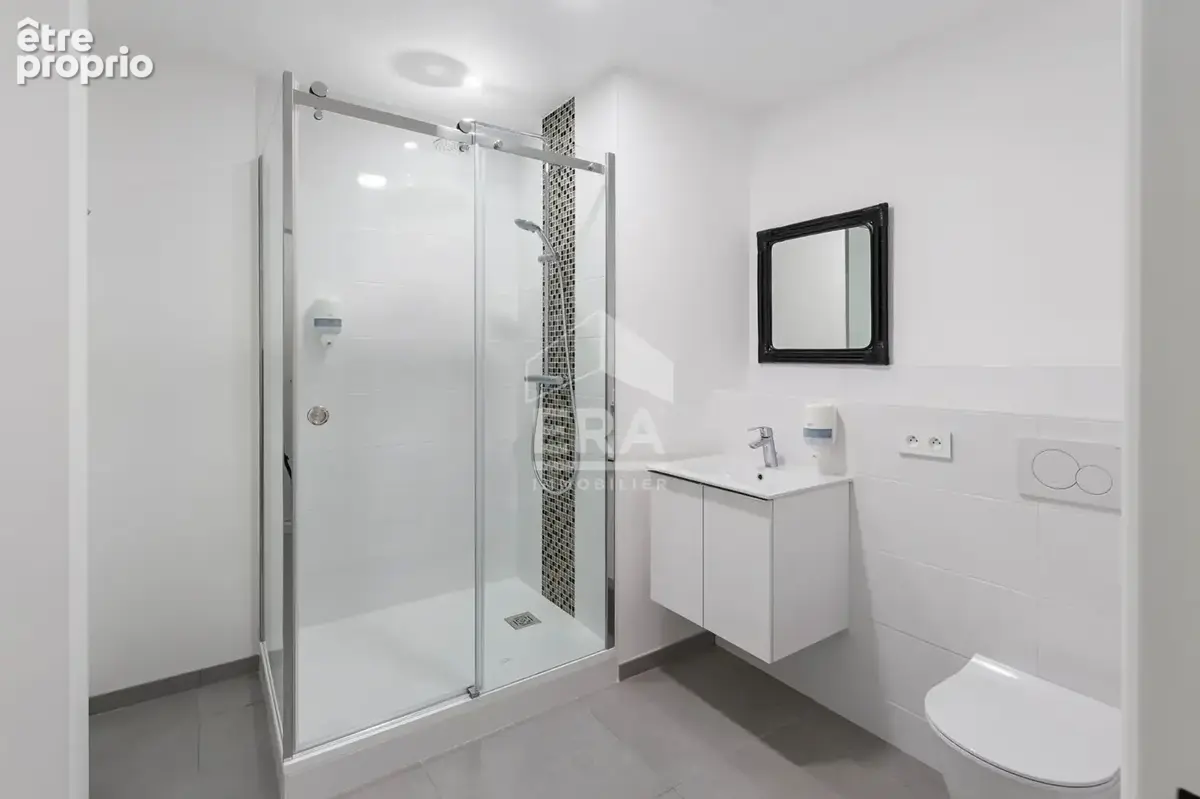 Appartement T5 avec 3 chambres proche du centre-ville - photo 8
