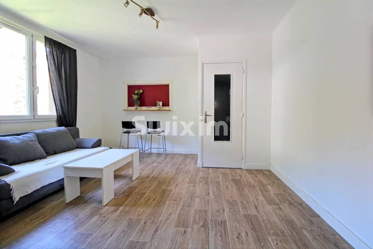 Appartement à LA MOUILLE
