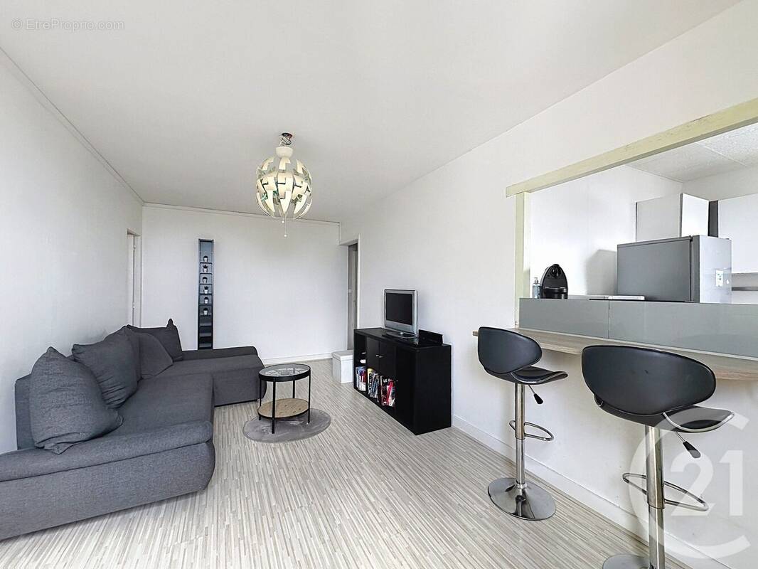 Photo 1 - Appartement à THIAIS