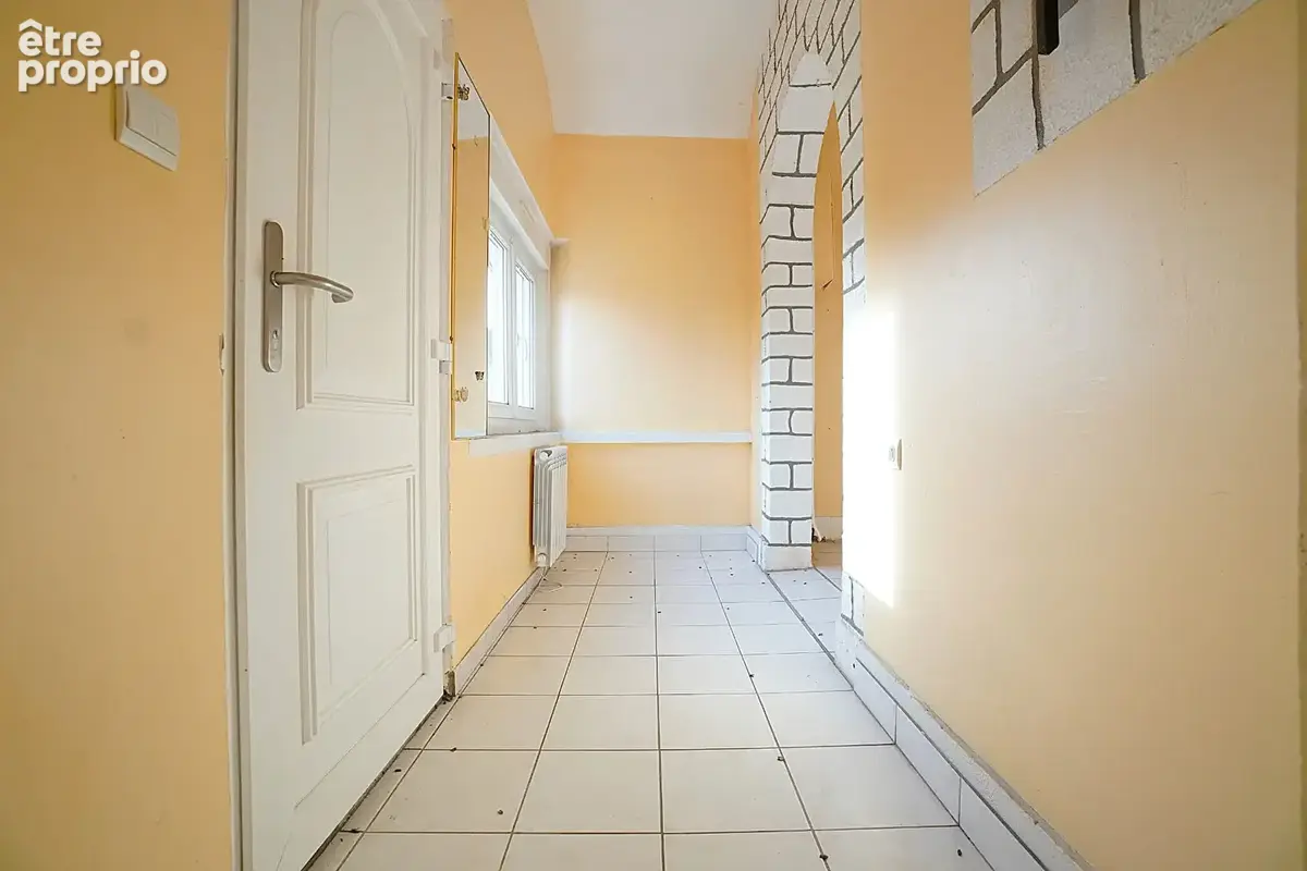 Maison Le Mans 5 pièce(s) 120 m2 3/4 chambres + garage + jardin - photo 4