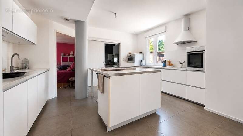Maison de 4 pièces principales - photo 2