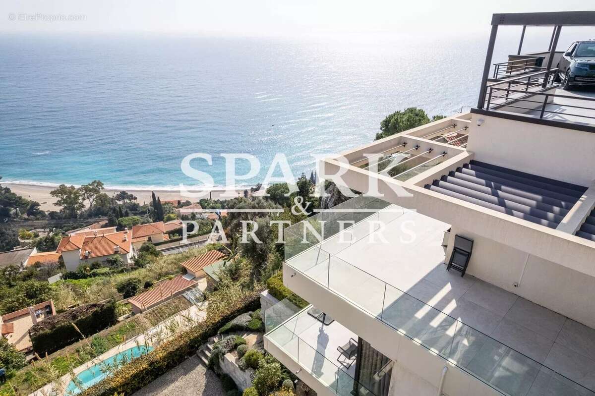 Maison à ROQUEBRUNE-CAP-MARTIN