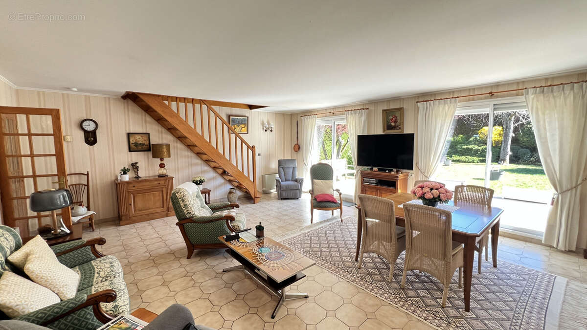 Maison à LA FERTE-ALAIS