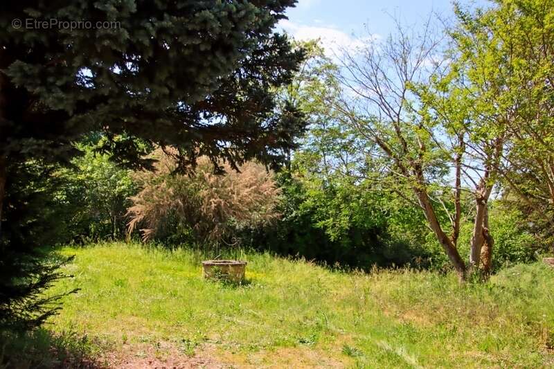Maison à vendre 4 pièces SIORAC EN PERIGORD, sous-sol de 100m² exploitable  jardin 1933m² - photo 40