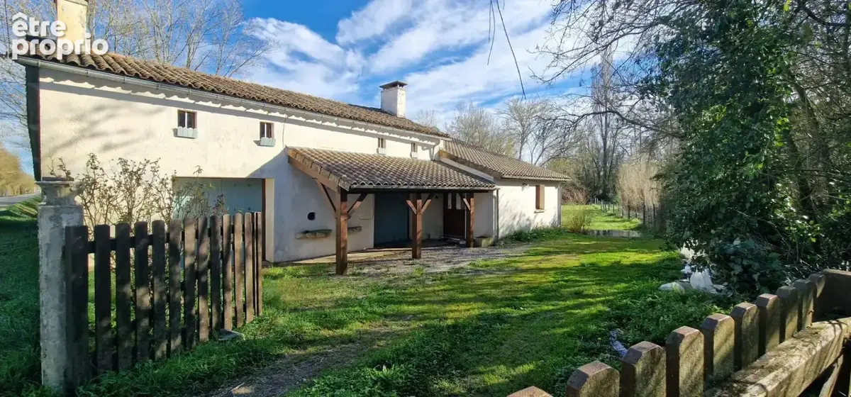 Maison à LEZAY