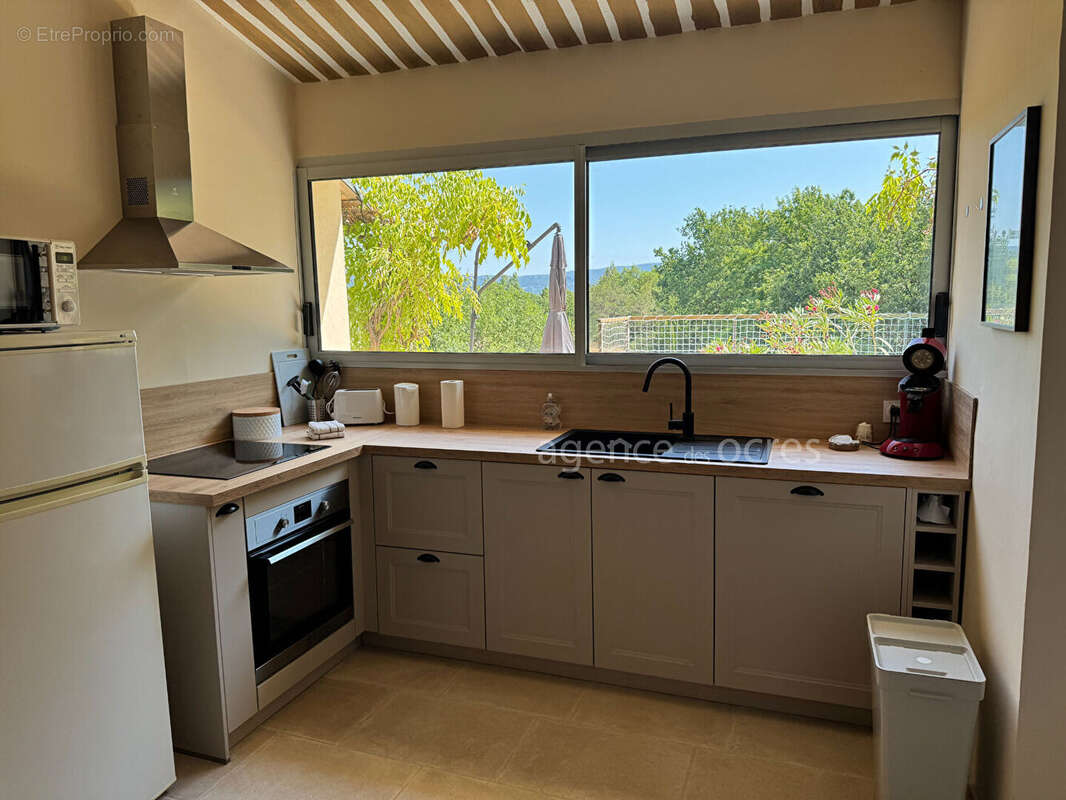 Maison à ROUSSILLON