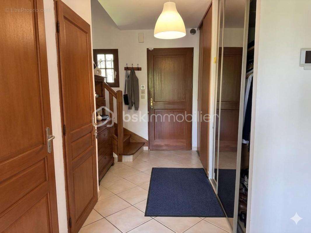 Maison 137 m² – Terrain 3 960 m² – Proche Breteuil - photo 2