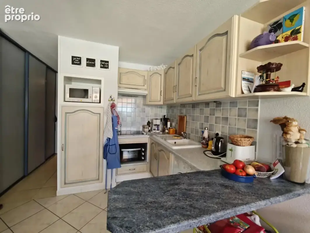 À VENDRE – Charmant T2 meublé avec vue, piscine et parking – Gruissan - photo 6