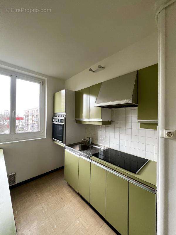 Appartement à ROSNY-SOUS-BOIS