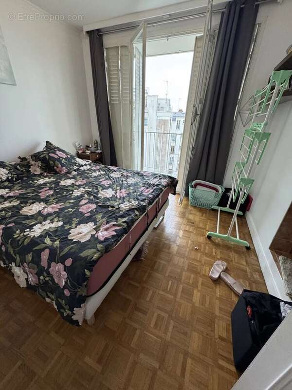 Appartement à PARIS-20E