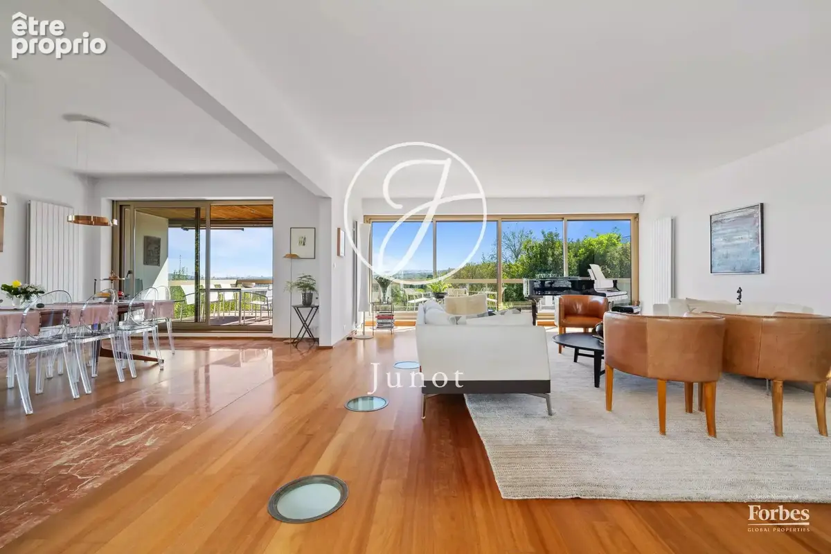 Marly-le-Roi - EST - Maison - 5 chambres - 357m² - Terrain 1 641m² - Vue panoramique. - photo 2