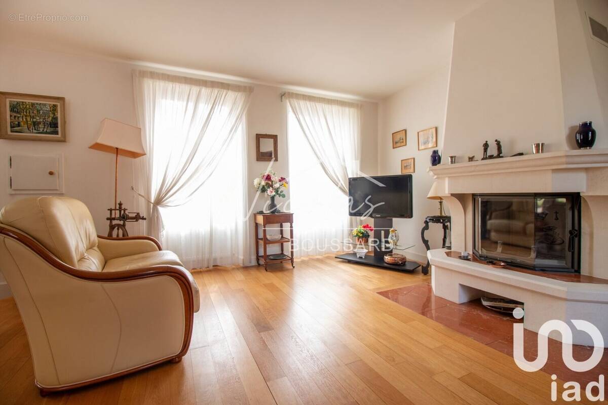 Photo 1 - Maison à ERMENONVILLE