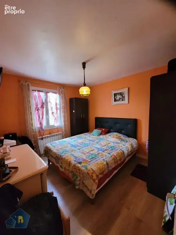 Maison 100 m² à Boussac  - photo 4