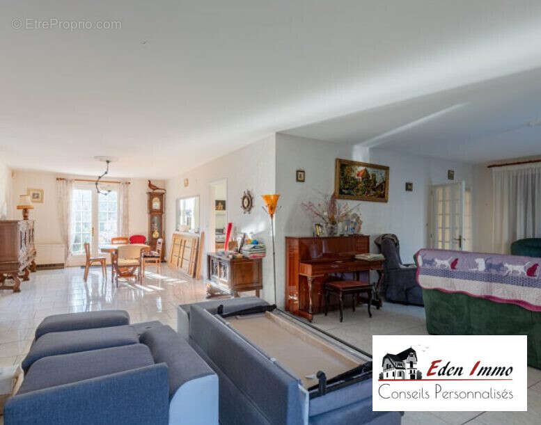 Maison 230 m² à Dignac  - photo 3