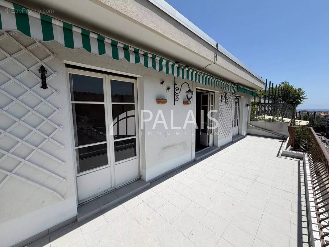 Appartement à NICE