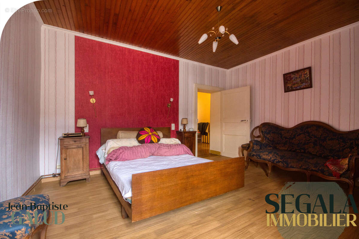 Maison à SAINTE-GEMME