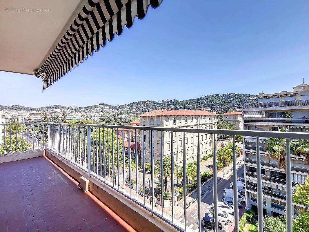 Appartement à CANNES