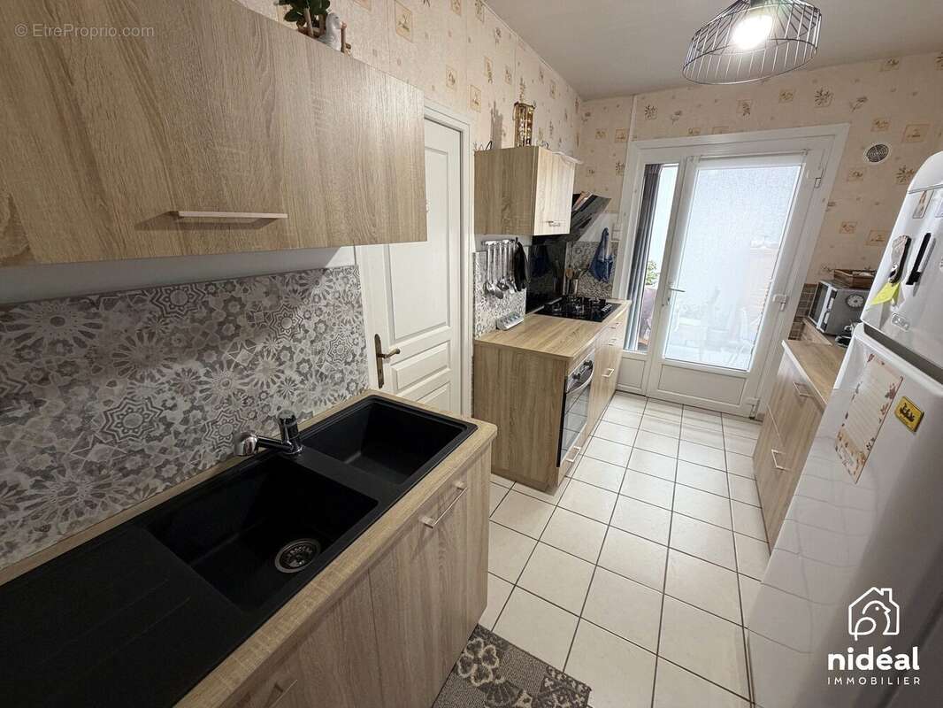 Maison à AULNOYE-AYMERIES