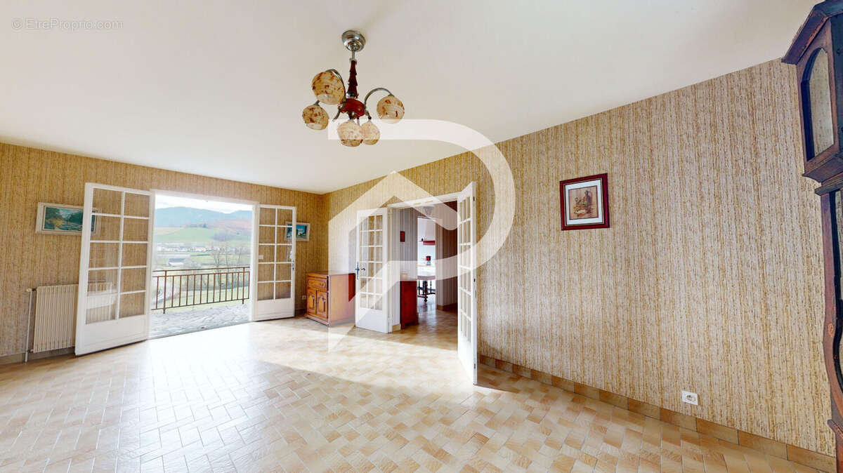 Maison à OLORON-SAINTE-MARIE