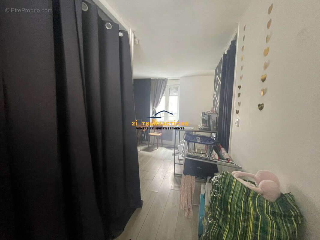 Appartement à SAINT-ETIENNE