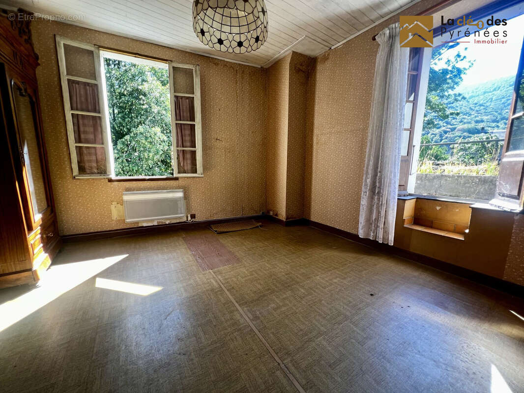 Maison 78 m² à Sarrancolin  - photo 6