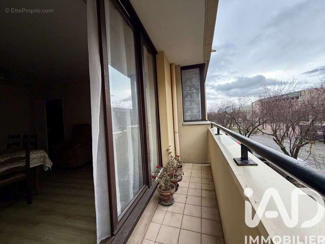 Photo 5 - Appartement à SARTROUVILLE