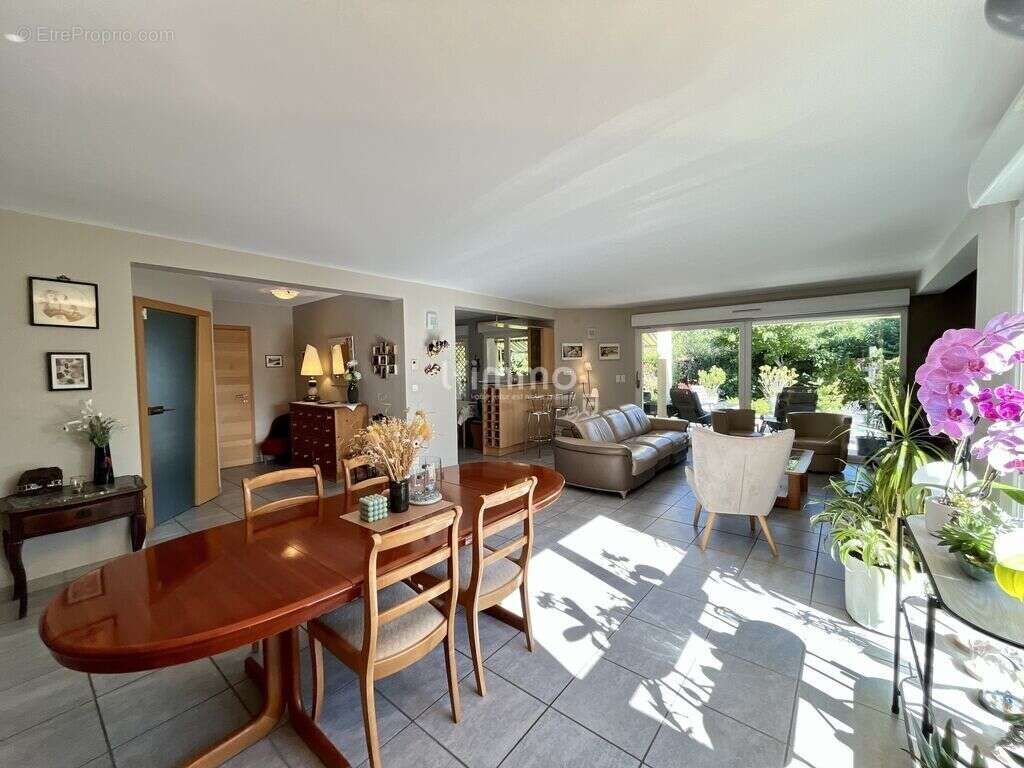 Maison à OSTHOUSE
