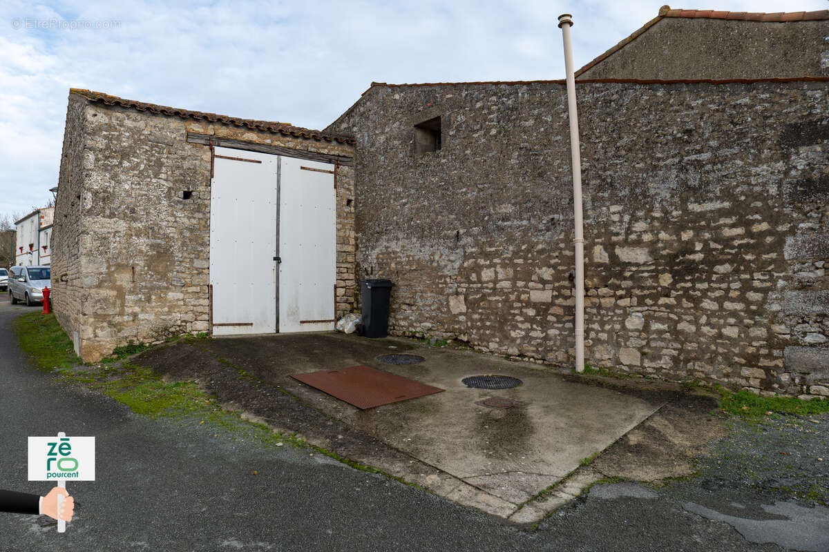 Maison à LA BRETONNIERE-LA-CLAYE