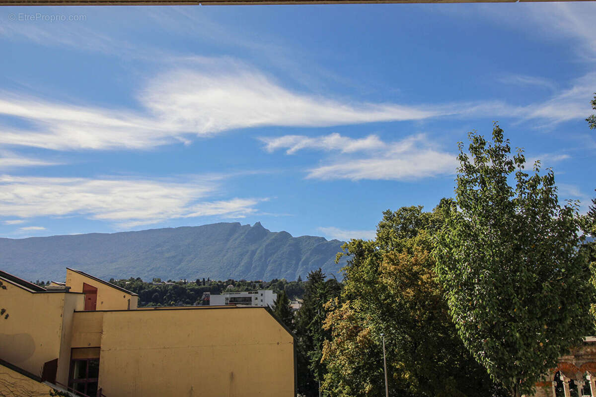 Appartement à AIX-LES-BAINS