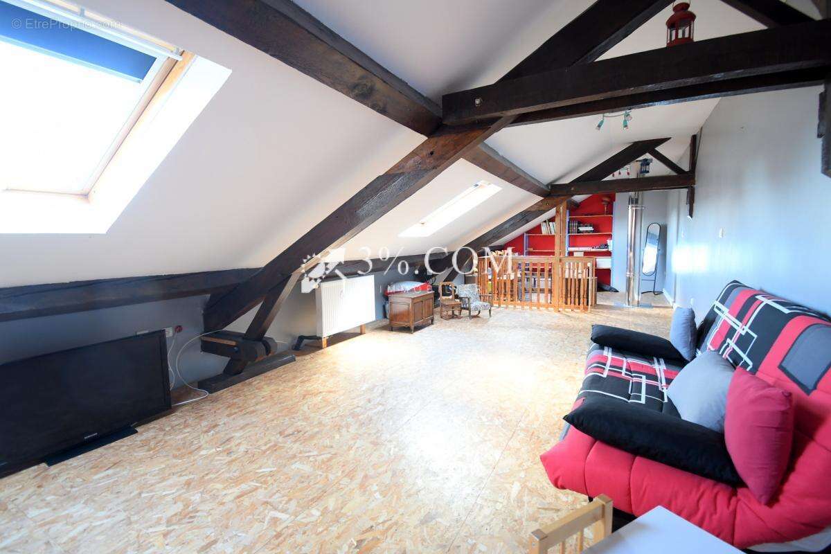 Maison à VANNES-LE-CHATEL