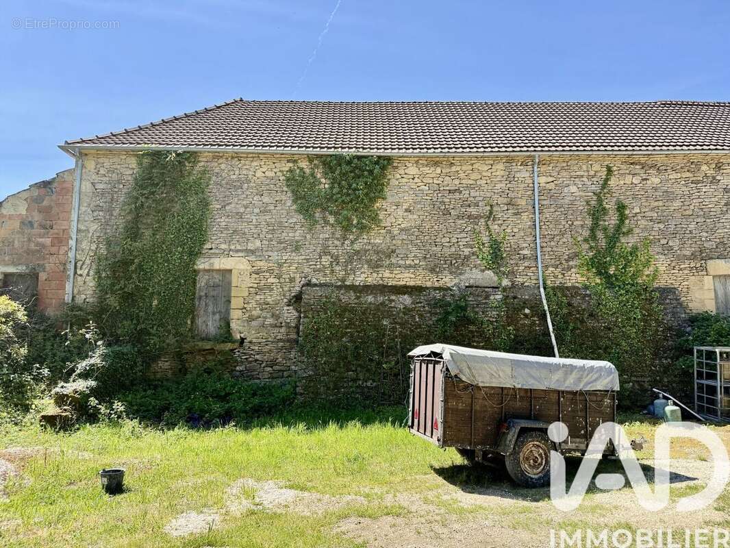Maison 100 m² à Saint-Genies  - photo 6