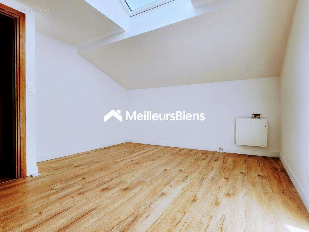Maison rénovée – 96 m² – 3 chambres - 1 bureau – Garage – Sous-sol complet – Terrasse – À 10 mn  de Toul - photo 12