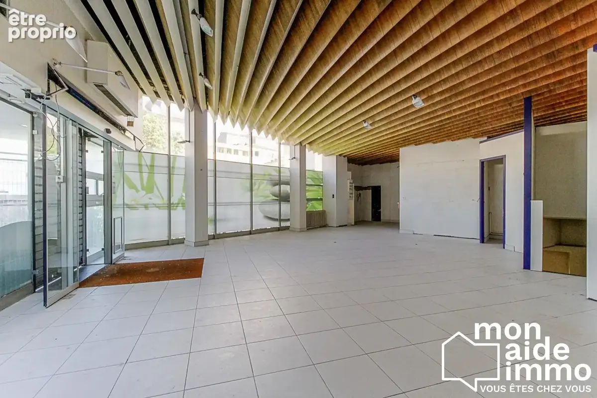 Commerce 148 m² à Mont-De-Marsan  - photo 8