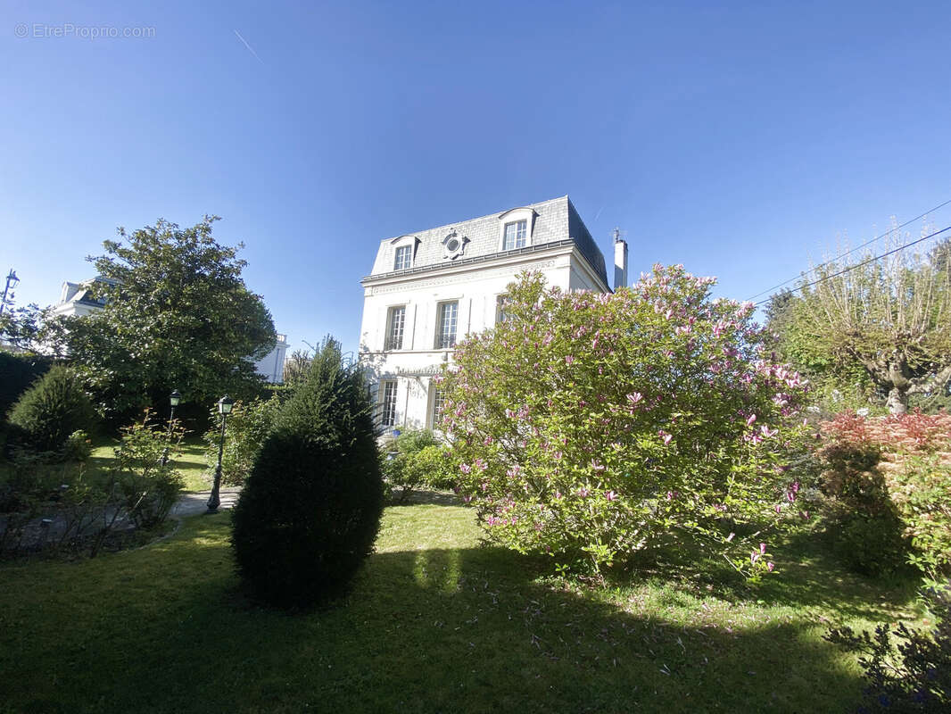 Maison à LE RAINCY