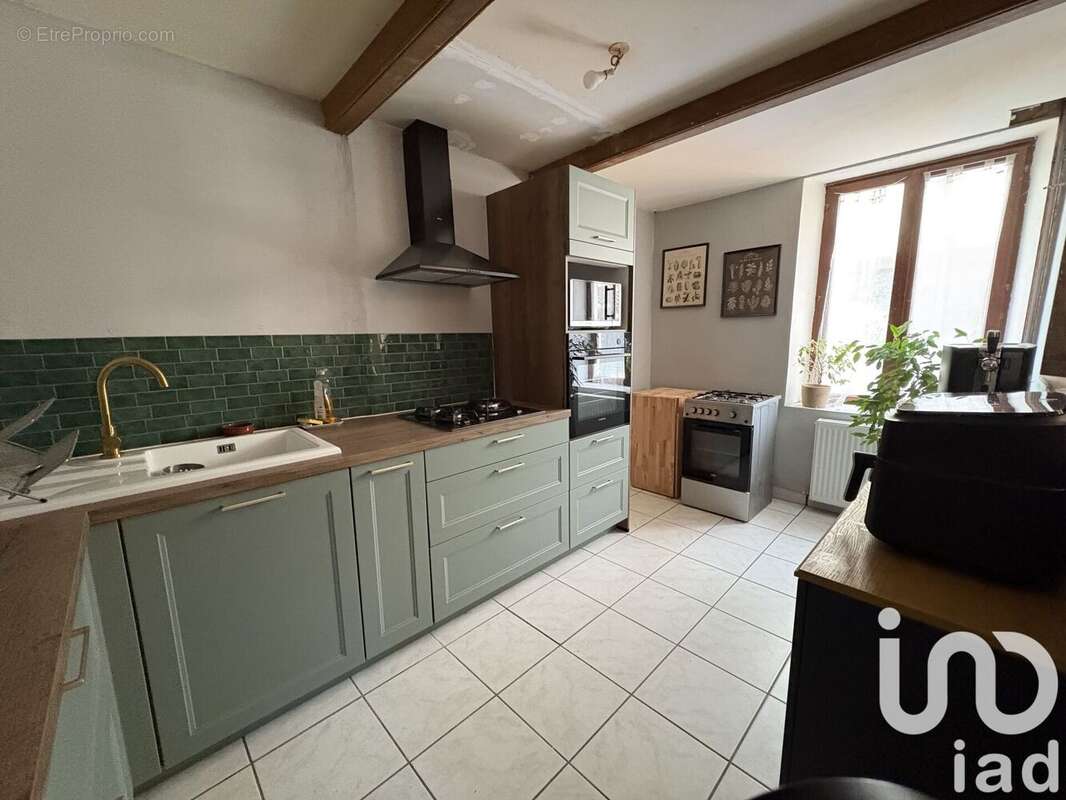 Photo 5 - Maison à LUZILLAT