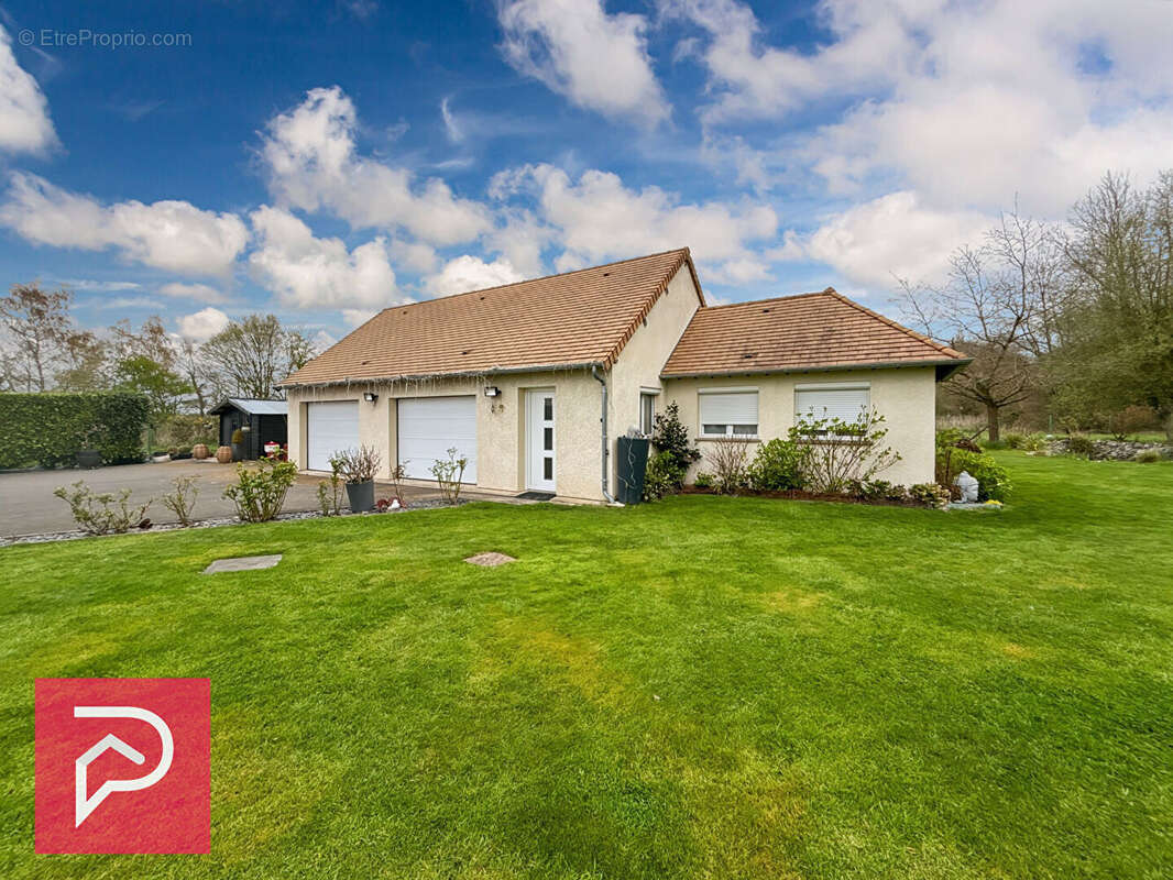 Maison à BERNAY