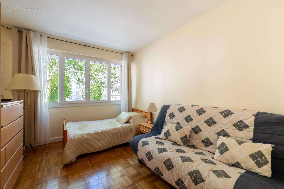 Appartement à ISSY-LES-MOULINEAUX
